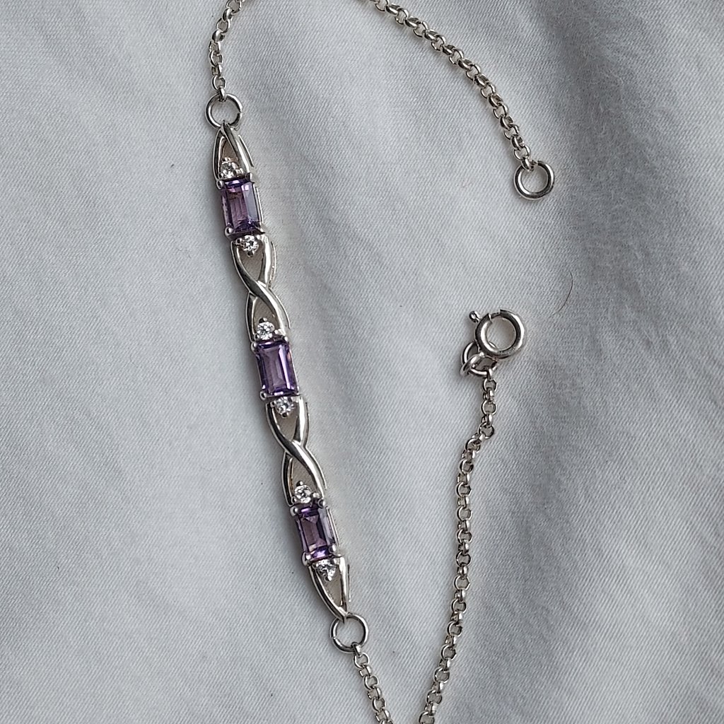 Amethysts Bracelet W Diamond Cut Accent Stones 79$